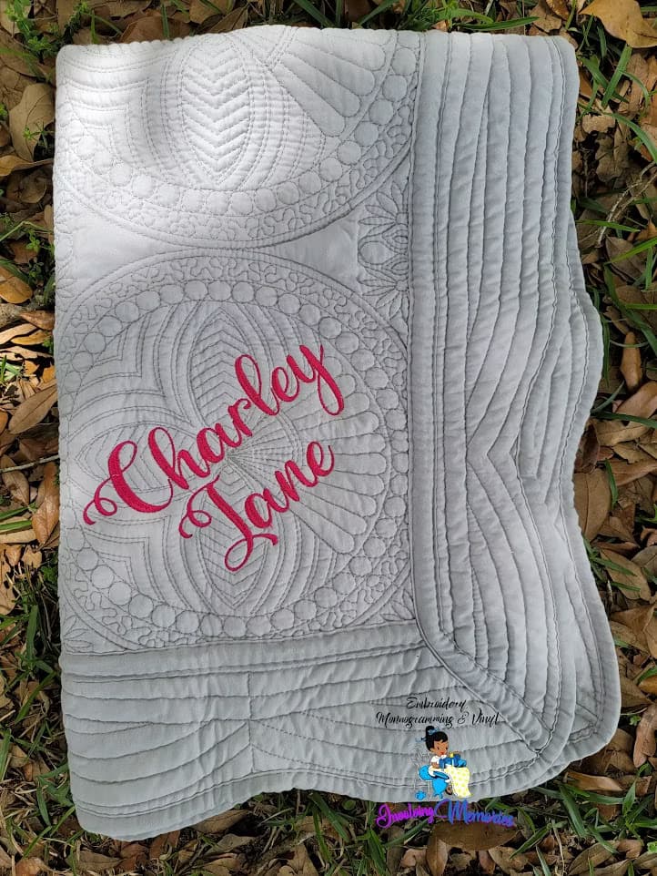 Personalize Heirloom Quilts — image 1
